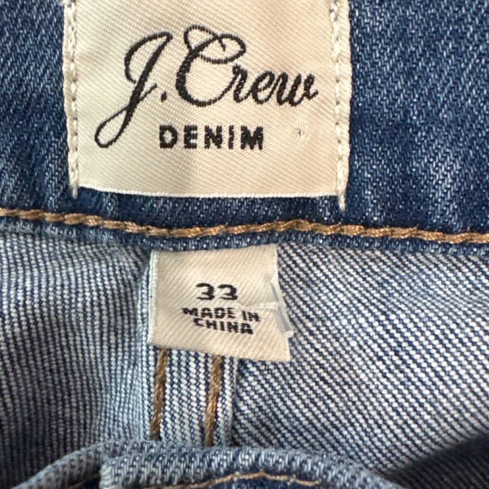 J.Crew Slim Boyfriend Jeans Medium Wash Distressed Raw Hem Size 33 Womens
